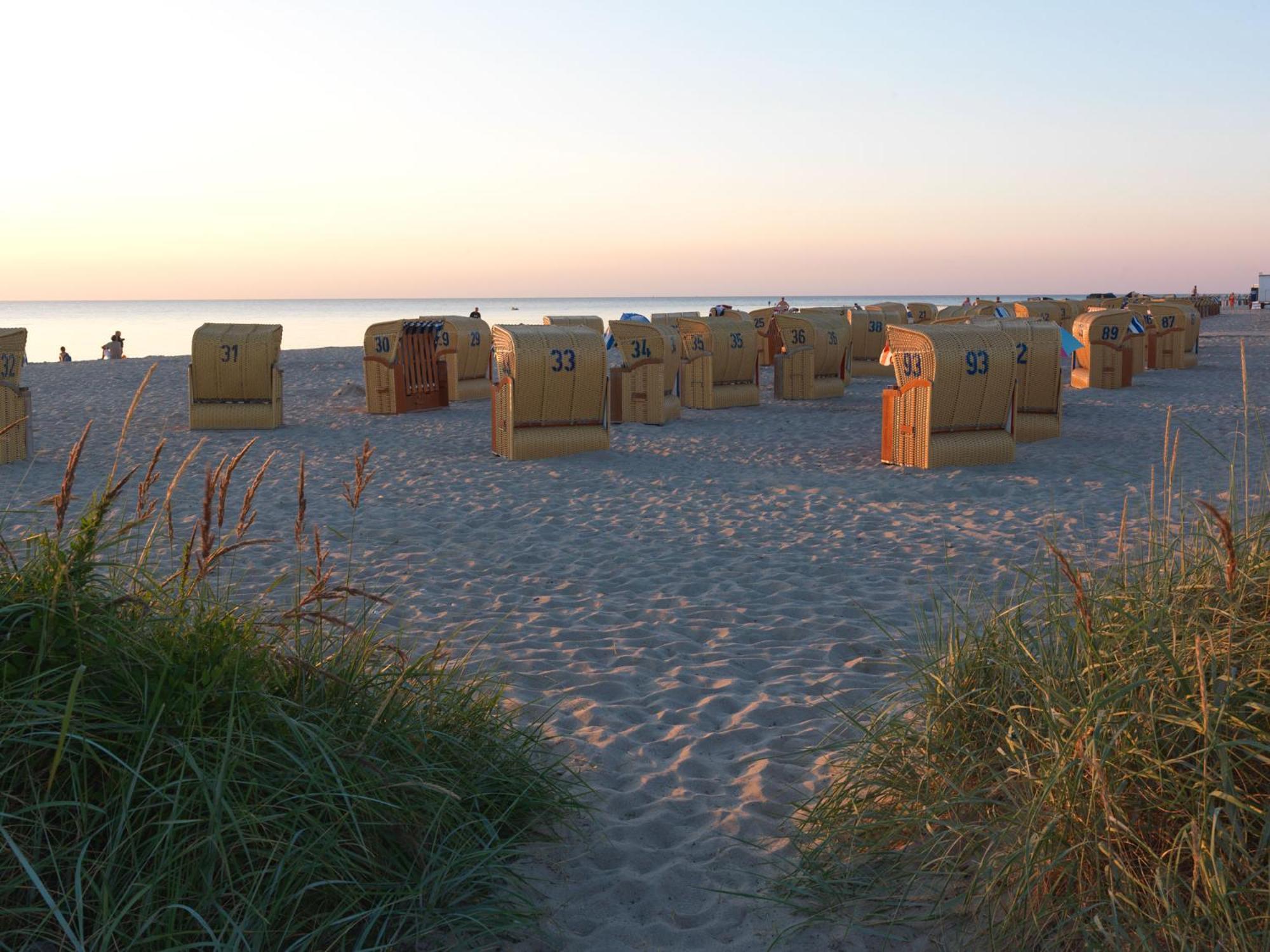 Reihenhaeuser Timmendorf Strand Haus Sonnenaufgang Остров Пёль Экстерьер фото